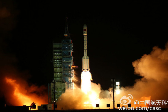 Image: the Launch of Long March FT2 carrier rocket and Tiangong 2, credit China Manned Space Program