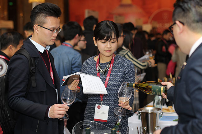 China’s economic slowdown hit wine consumption in 2015 - study