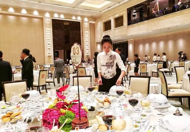 G20国宴：国际宾客喝中国葡萄酒配杭州菜