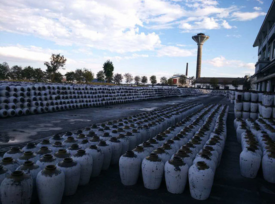 Image 1: yellow wine producer Shangxing Tower, credit LI Demei