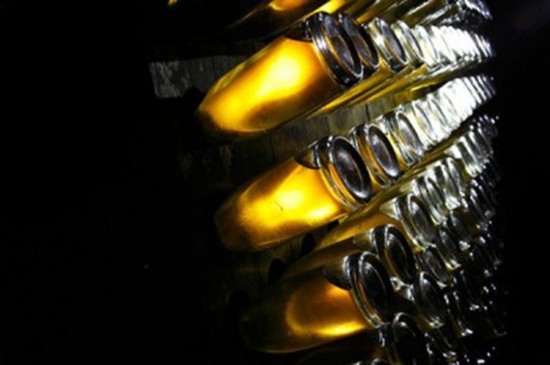 Image: making of sparkling wines, credit Decanter