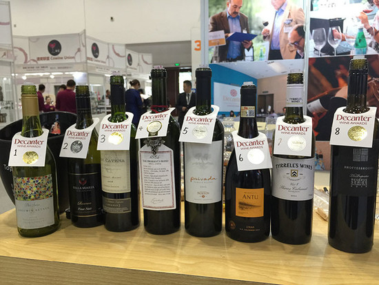 图片:TopWine China Decanter大师班-DAWA获奖酒款