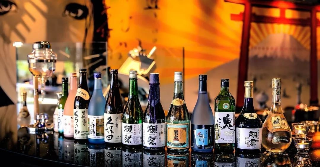 Sake: A beginner’s guide & top recommendations