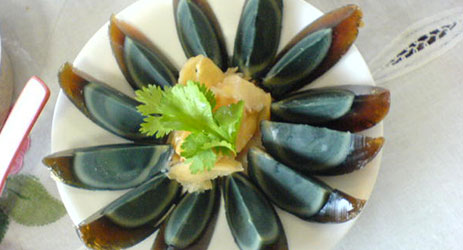 Wine matching forum in Shanghai and Hunan century eggs