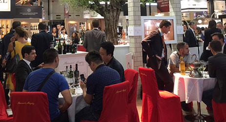 Chinese visitors at Vinexpo 2015