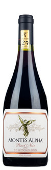 Montes , Alpha Pinot Noir, Aconcagua, 2015